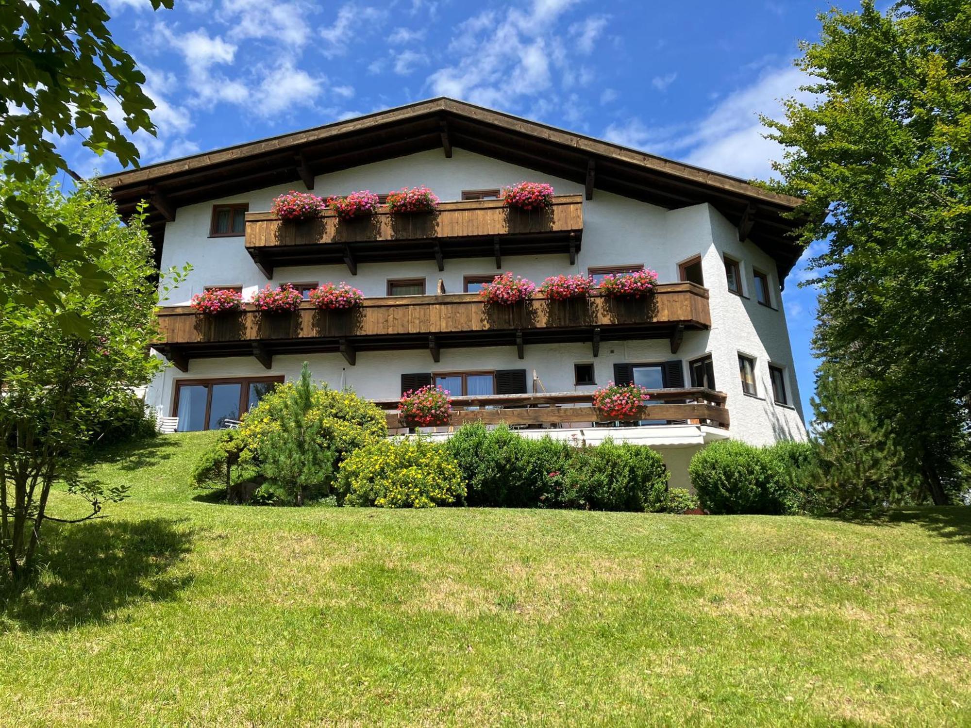 Landhaus Frenes Apartments ゼーフェルト・イン・チロル エクステリア 写真