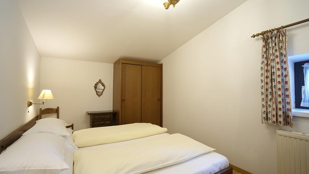 Landhaus Frenes Apartments ゼーフェルト・イン・チロル 部屋 写真